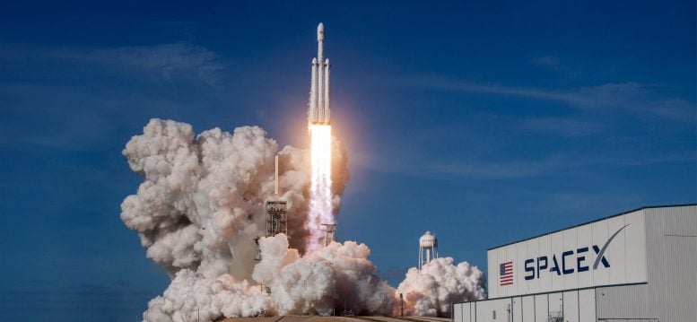 Falcon Heavy Takes Off at Kennedy Space Center