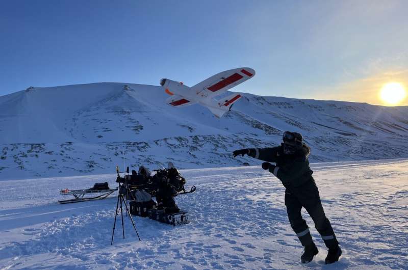 A blueprint for mapping melting ice sheets