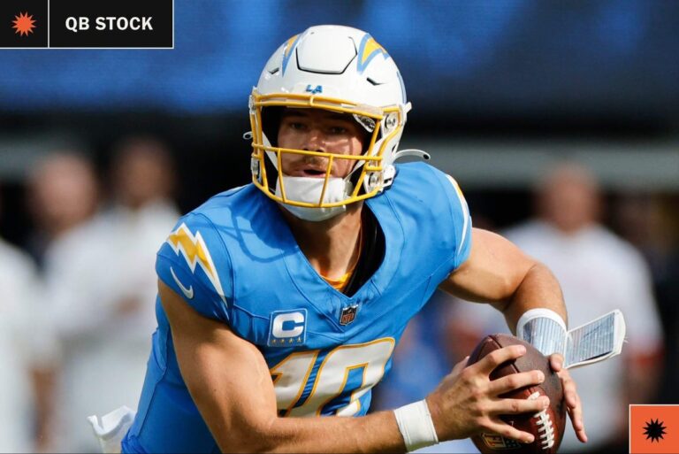 NFL QB stock report, Week 5: Is Justin Herbert underutilized? Jayden Daniels surges up ranks