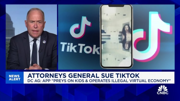 TikTok is 'digital nicotine' for young people, says D.C. Attorney General Brian Schwalb