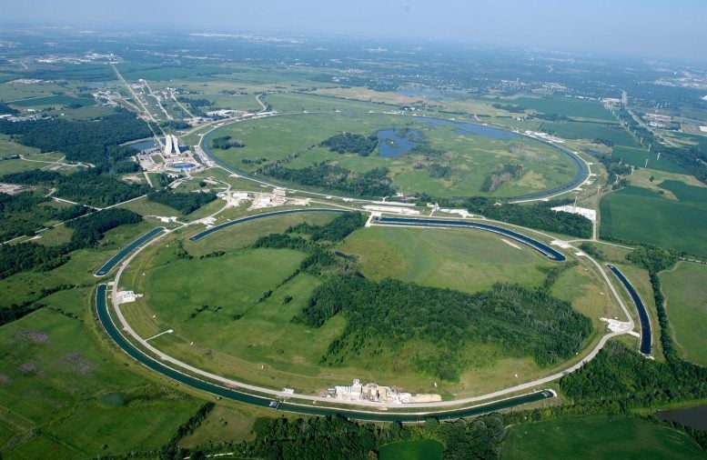 Fermi National Accelerator Laboratory, Main Ring and Main Injector