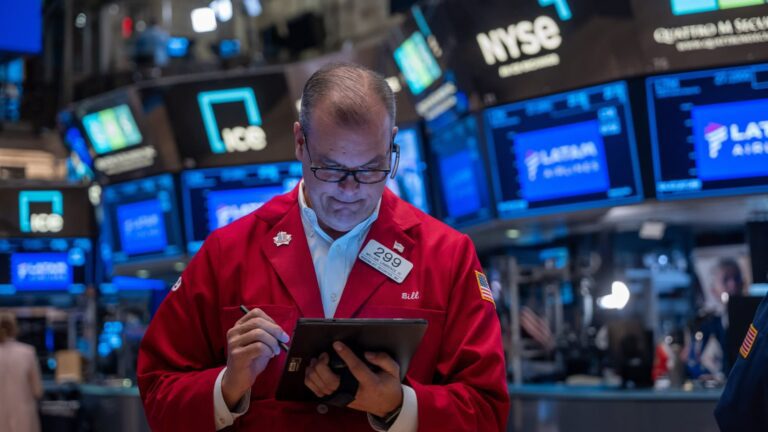 NYSE plans to extend daily trading to 22 hours on its Arca exchange