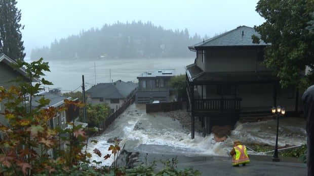 North Shore residents relive flooding from a decade ago