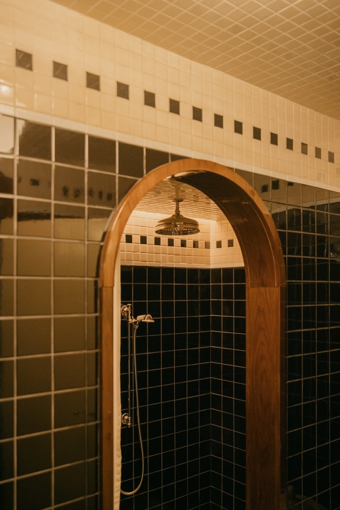 Ceramica Vogue tiles in a bathroom