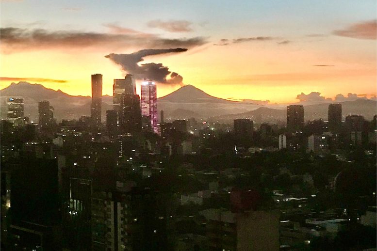 Popocatépetl Volcano