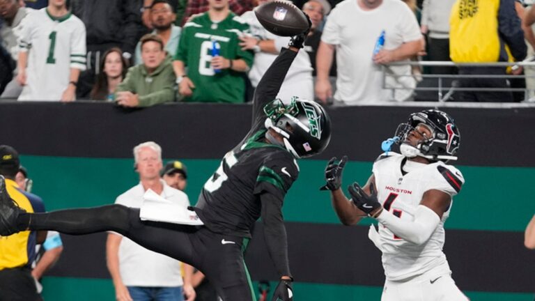 New York Jets beat Houston Texans 21-13 to end five-game losing streak as Garrett Wilson makes eye-popping touchdown catch | NFL News